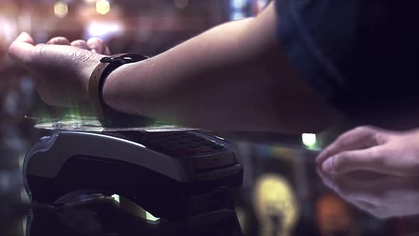 smartwatch contactless payment