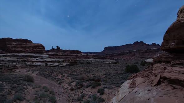 Horse Canyon - Canyonlands National Park - Day to Night to Day Time-lapse alt