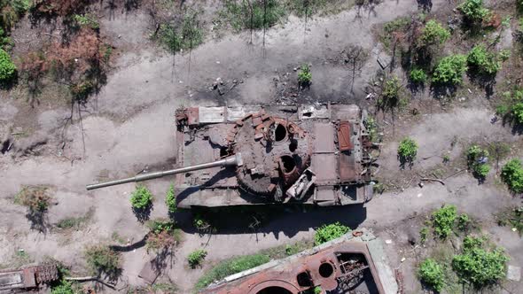 Exploded Military Equipment During the War in Ukraine alt