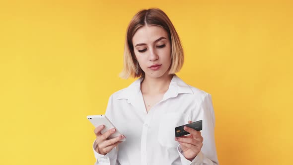 Internet Payment Online Shopping Woman Credit Card alt