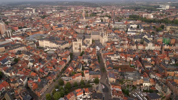 Parallax of Leuven Belgium alt