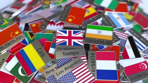 Souvenir Magnet or Badge with Nanchang Text and National Flag alt