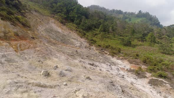 Volcanic Plateau Indonesia Dieng Plateau alt