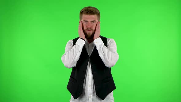Man Thinks About Something, No Idea. Green Screen alt