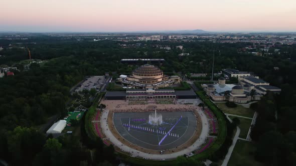 Hala Stulecia with Multimedia Fountain alt