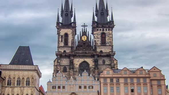 Old Town Square in Prague Timelapse Hyperlapse Tyn Cathedral of the Virgin Mary and Monument of Jan alt