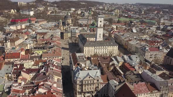 Central City Hall in the Tourist Center of Lviv alt