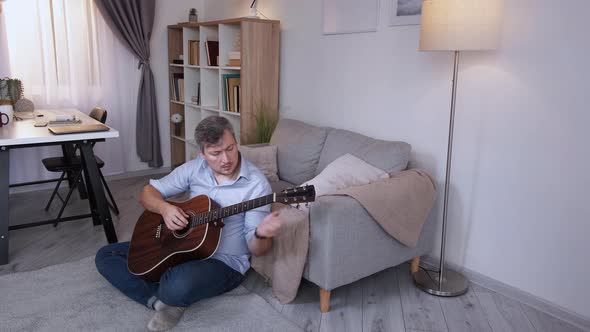 Musical Hobby Male Player Home Leisure Casual alt