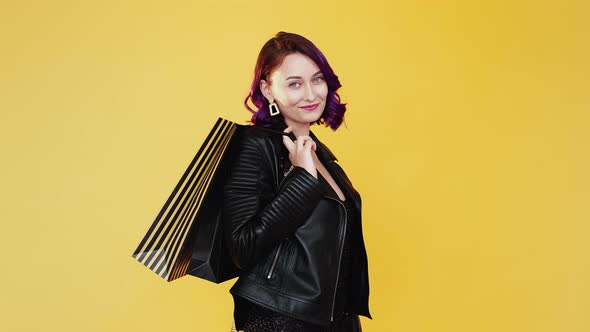 Shopping Lifestyle Happy Stylish Woman Holiday alt