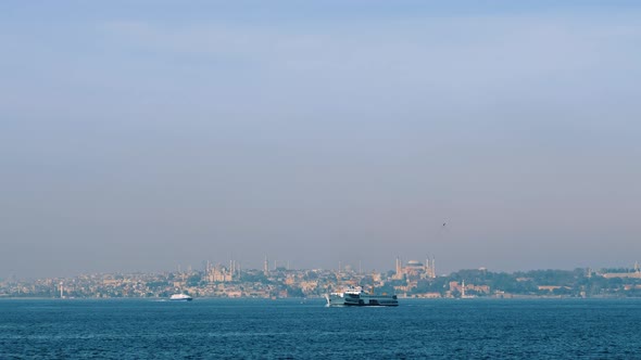 Ferryboat Istanbul alt