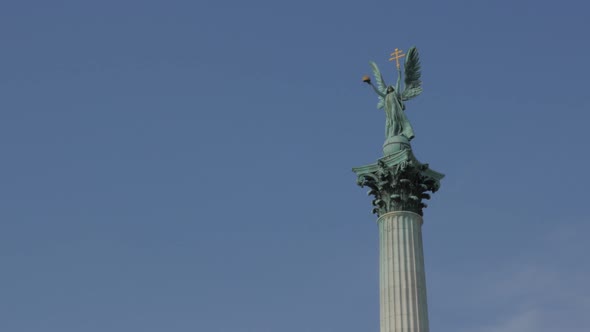 Hosok ter  in Hungarian capital city of Budapest tilting 4K 2160p UltraHD footage - Famous Millenniu alt