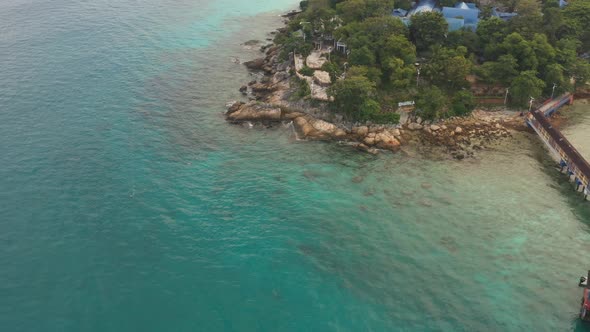 Panning view of the Perhentian Islands beach