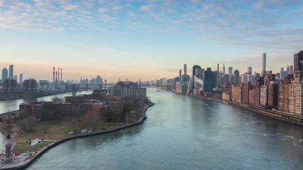 Aerial Hyperlapse over Roosevelt Island alt