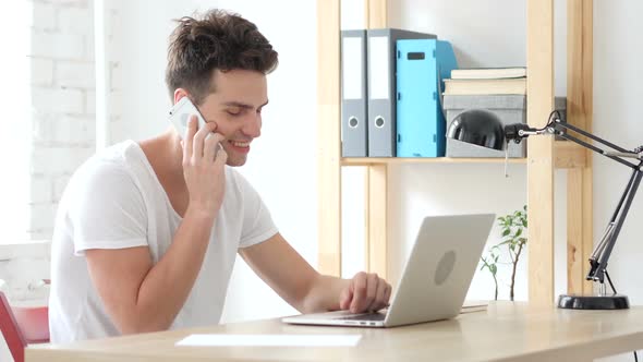 Man Talking on Phone, Communicating on Smartphone alt