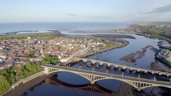 The Picturesque Seaside Town of Berwick Upon Tweed inn England Seen From The Air alt