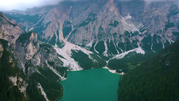Prager Wildsee Spectacular Romantic Place with Typical Wooden Boats on the Alpine Lake Lago Di alt