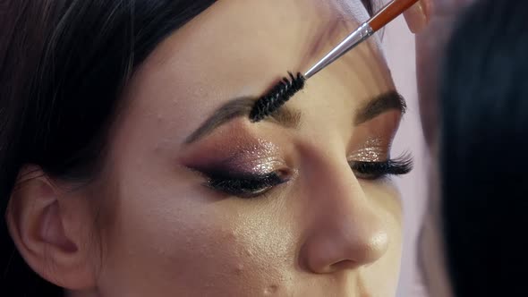 Special Pencil Brush for Eyebrow Shaping alt