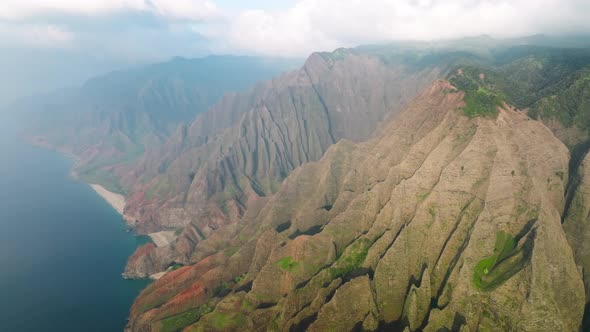 Panoramic Aerial Scenic Napali Coast Landscape Green Summits of Hawaii Island alt