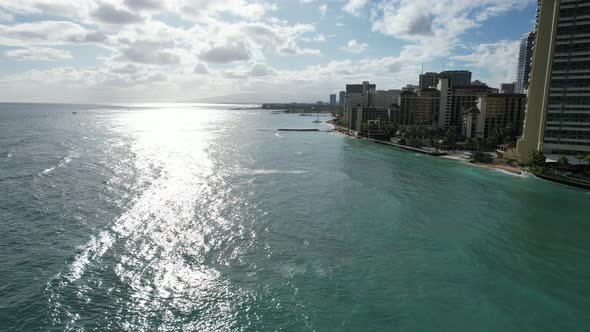 Gliding Towards The Waikiki Sun 4 K