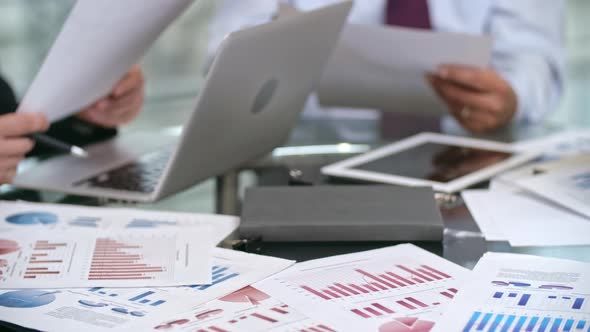 Analyzing Financial Papers alt