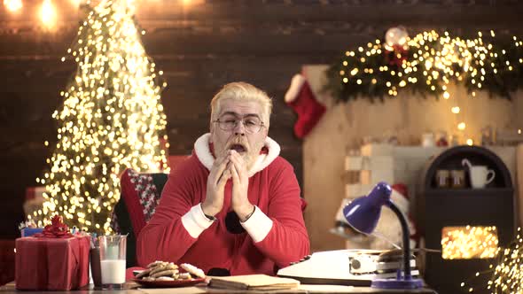 Santa Cough at Home. Winter Spread of the Virus. Covid-19, Corona Virus, Sick Santa Claus. alt