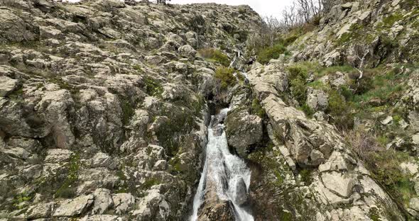 Gorgeous waterfall in Valle del Jerte, Spain alt