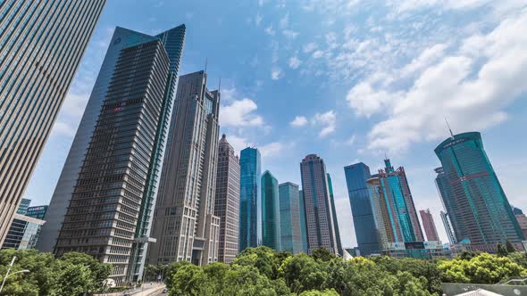 Time lapse of Skyscraper in Shanghai city alt