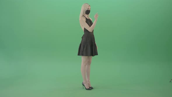 Covid 19 Girl In Mask Looking A Virtual Products On Touch Screen Shop   4 K Green Screen 005 alt