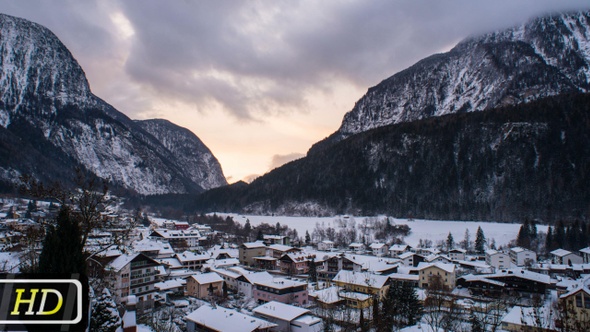 Winter Season in Austria alt