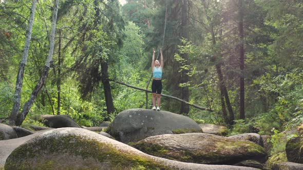 Yoga in Nature in the Forest alt