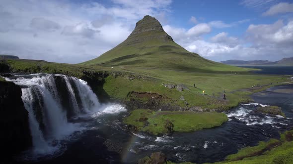 Kirkjufell Mountain Landscape in Iceland Summer alt