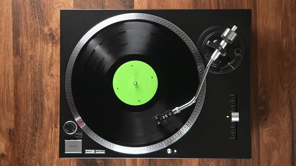 Vinyl Background with Green Label alt