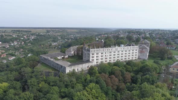Aerial view of Yagilninnaya Castle, Ukraine alt