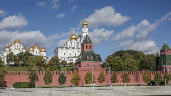 Moscow Kremlin. Walls. Towers. Churches. Ivan Great Bell Tower. Time Lapse. alt