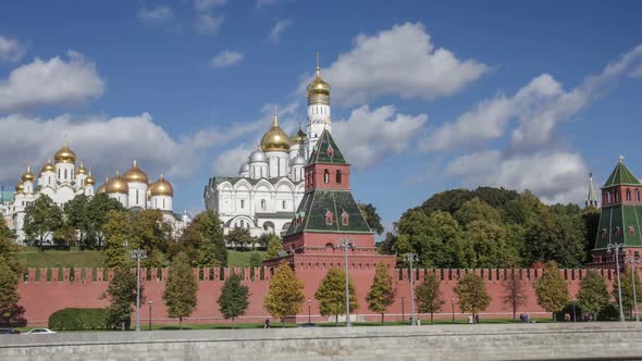 Moscow Kremlin. Walls. Towers. Churches. Ivan Great Bell Tower. Time Lapse.