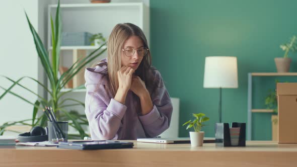 Shocked Frustrated Woman Sit at the Office Feels Stressed Due Unsaved Document alt