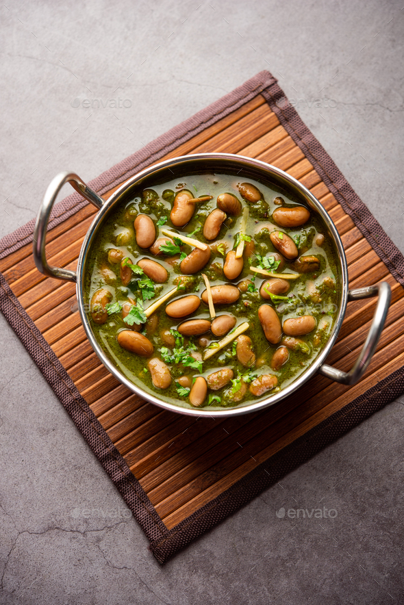 Palak rajma Masala is an Indian curry prepared with red kidney beans