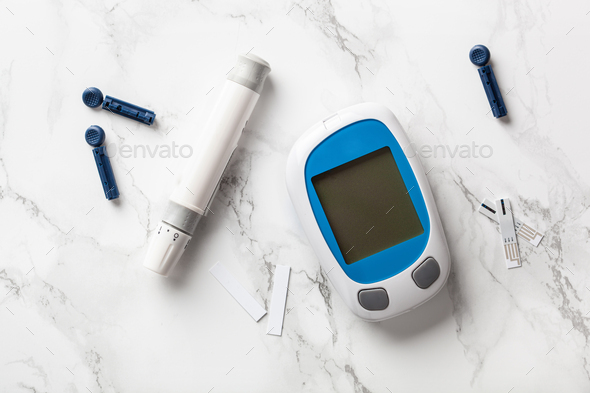 glucometer ketometer lancet and strips for self-monitoring of blood glucose ketones level diabetes