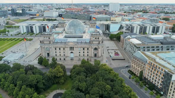 Aerial View of Reichstag (Bundestag) - German Parliament Building in Berlin alt