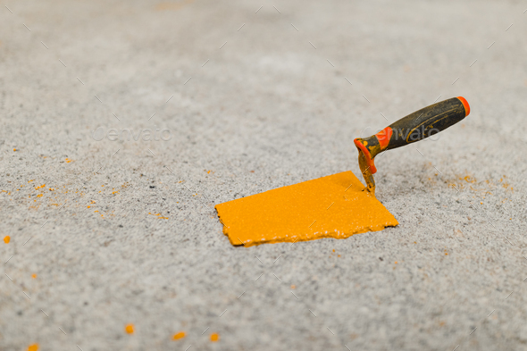 Tools used in epoxy floor painting