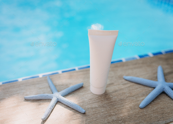 mockup of a tube for cream, packaging on a white background, sunscreen mocap, cream on a marine them