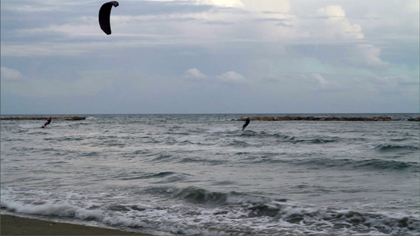 Kitesurfing