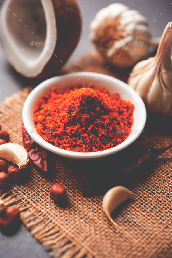 Dry garlic chutney made from red chilly and dry coconut and lahsun
