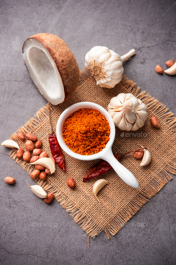 Dry garlic chutney made from red chilly and dry coconut and lahsun