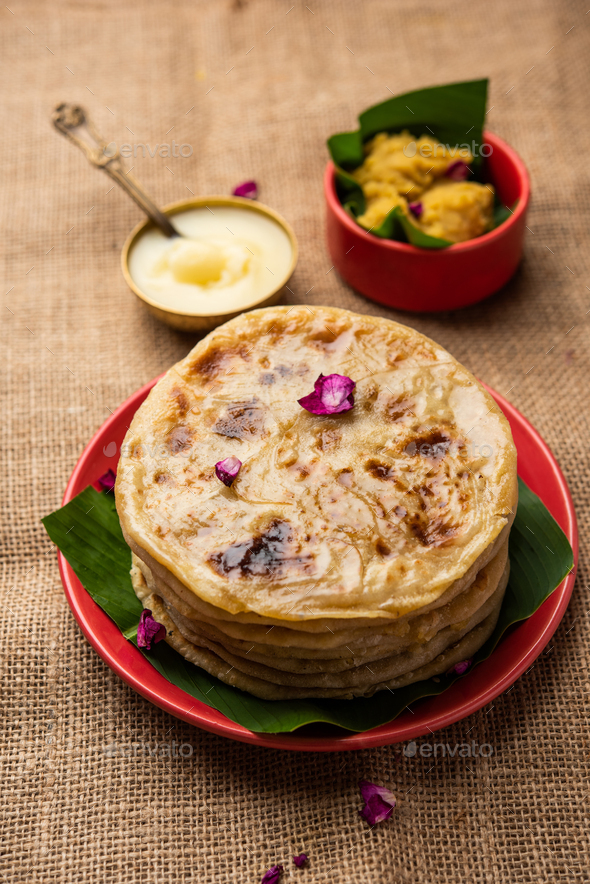 Puran poli, Puran roti, Holige, Obbattu, or Bobbattlu, is Indian sweet ...