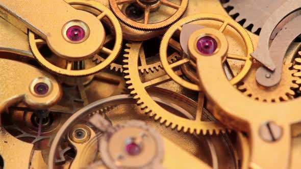 The Mechanism Of A Pocket Watch 2 alt