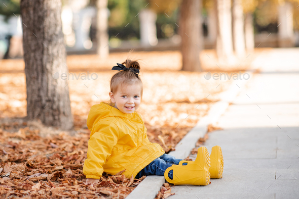 Yellow raincoat hot sale baby girl