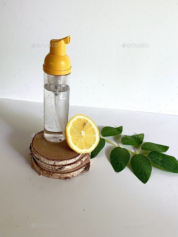Lemon citrus face spray