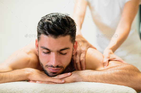 Young Men Back Massage Spa Picture And HD Photos