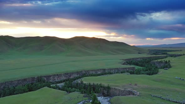 Steppe and Mountains Landscape in Orkhon Valley alt